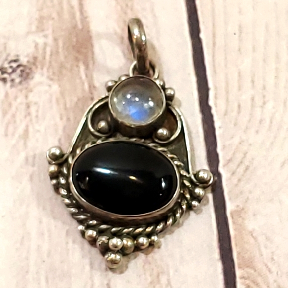 Jewelry - Sterling Moonstone and Onyx Pendant